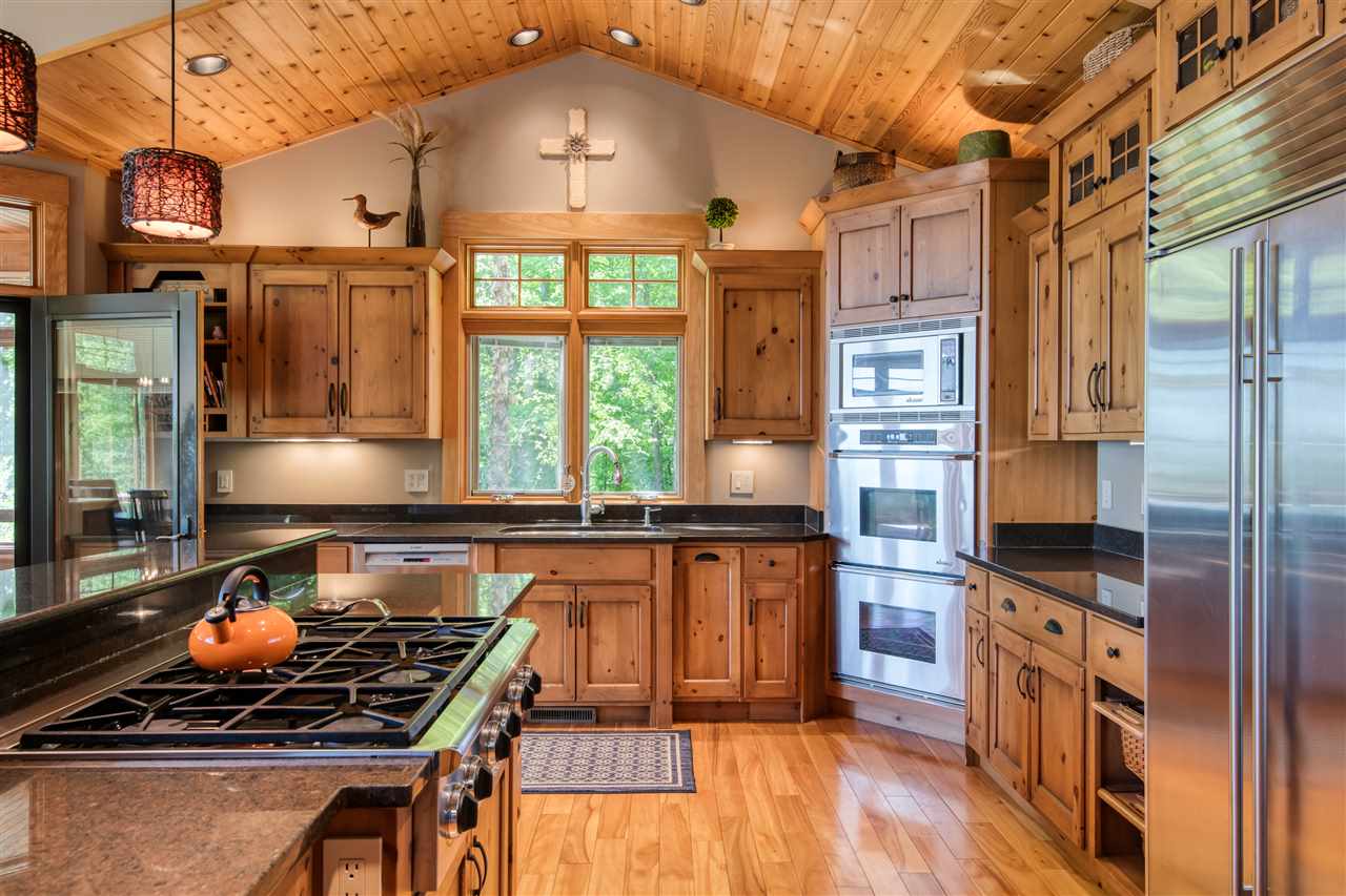 606 Hidden Valley Road Traverse City, MI 49686 - Photo 15 of 59 1862574-14.JPG