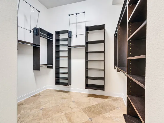 $1,150,000 | 1007 Oyster Bank Circle, Sugar Land, TX 77478