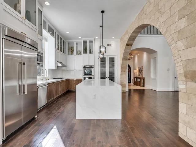 $1,150,000 | 1007 Oyster Bank Circle, Sugar Land, TX 77478