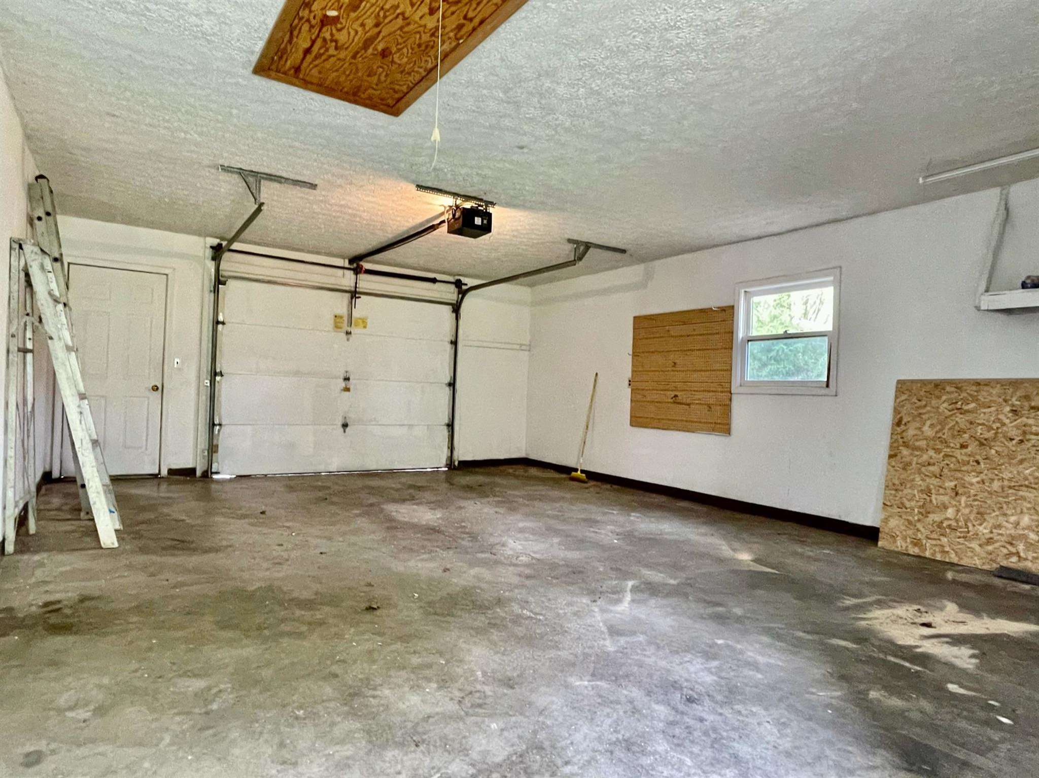 2955 Rariden Hill Mitchell, IN 47446 - Photo 4 of 21