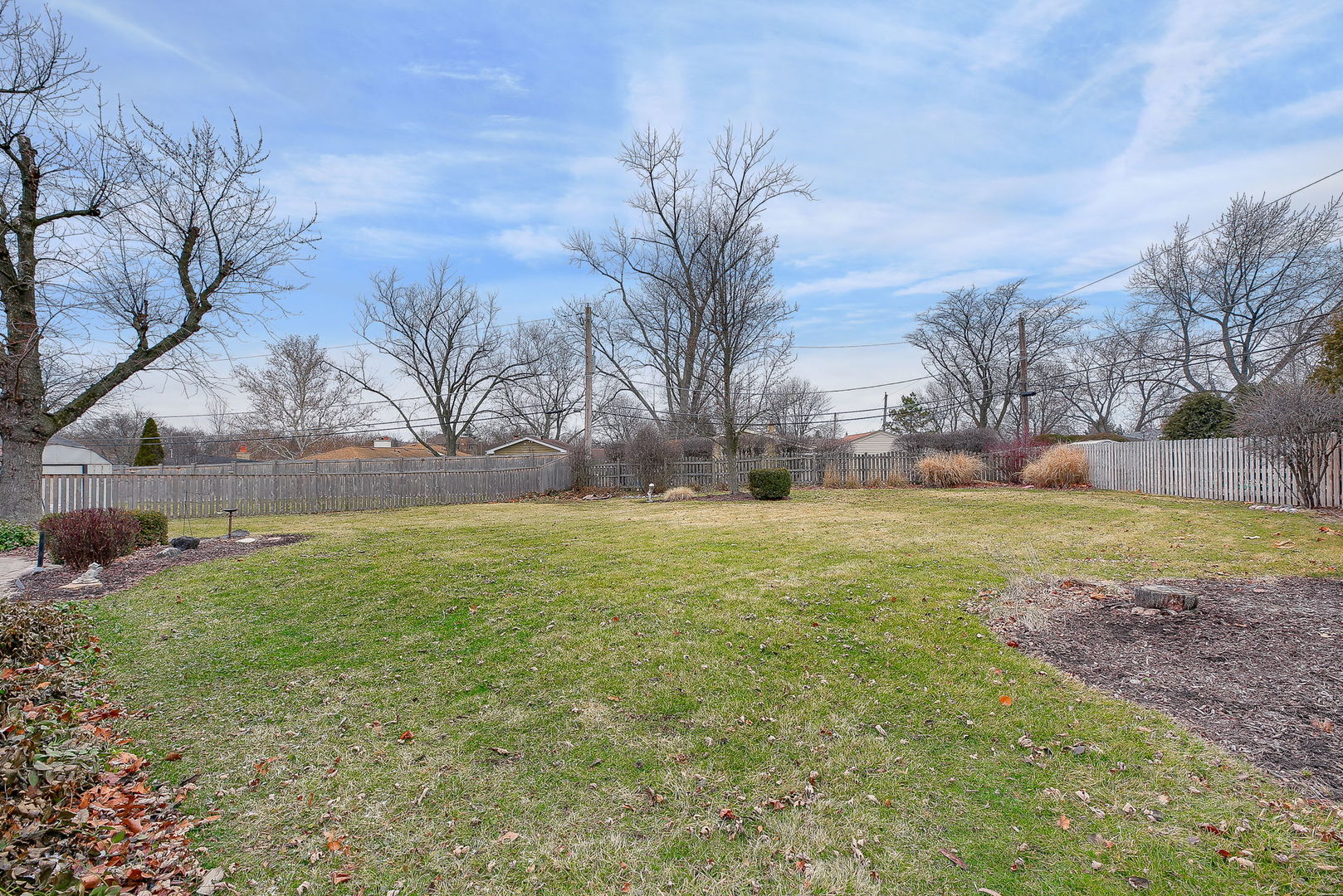 5924 Carpenter Street Downers Grove, IL 60516 - Photo 24 of 28 a view of open space with green field
