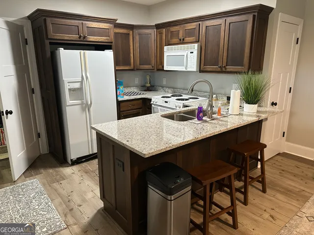 $1,400 | 88 Old Vineyard Way, Cleveland, GA 30528