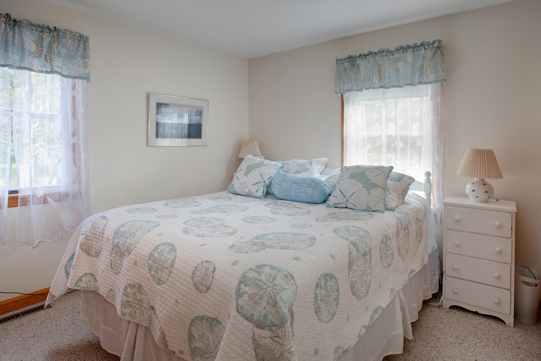 33 Tideway Road Pocasset, MA 02559 - Photo 7 of 15 Master bedroom