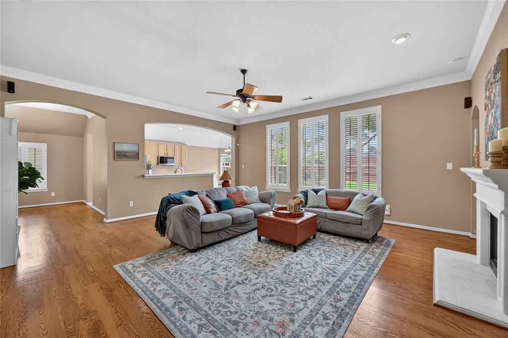 1404 Spring Ridge Lane Flower Mound, TX 75028 - Photo 6 of 36