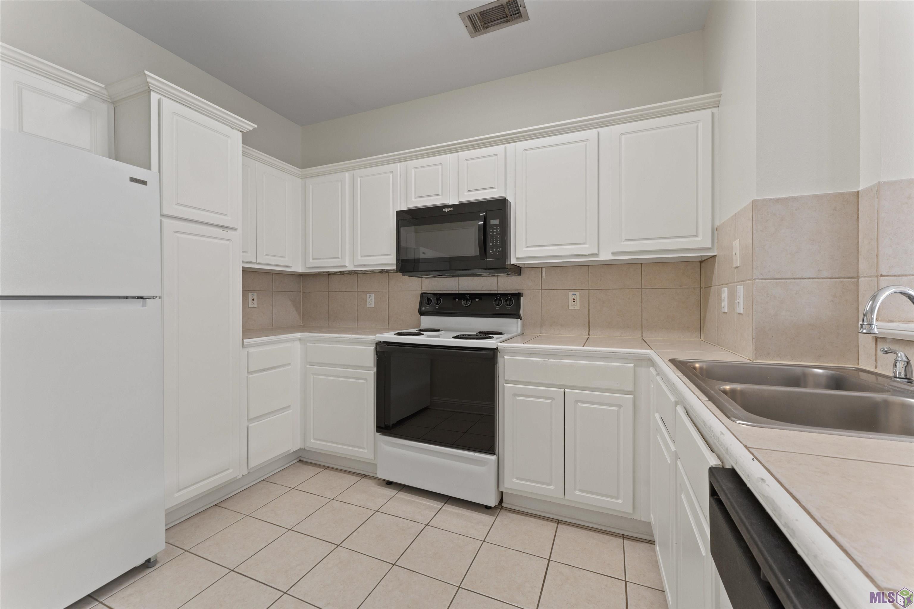5151 Etta Street, Unit 3F Baton Rouge, LA 70820 - Photo 9 of 16 Gallery Image 9