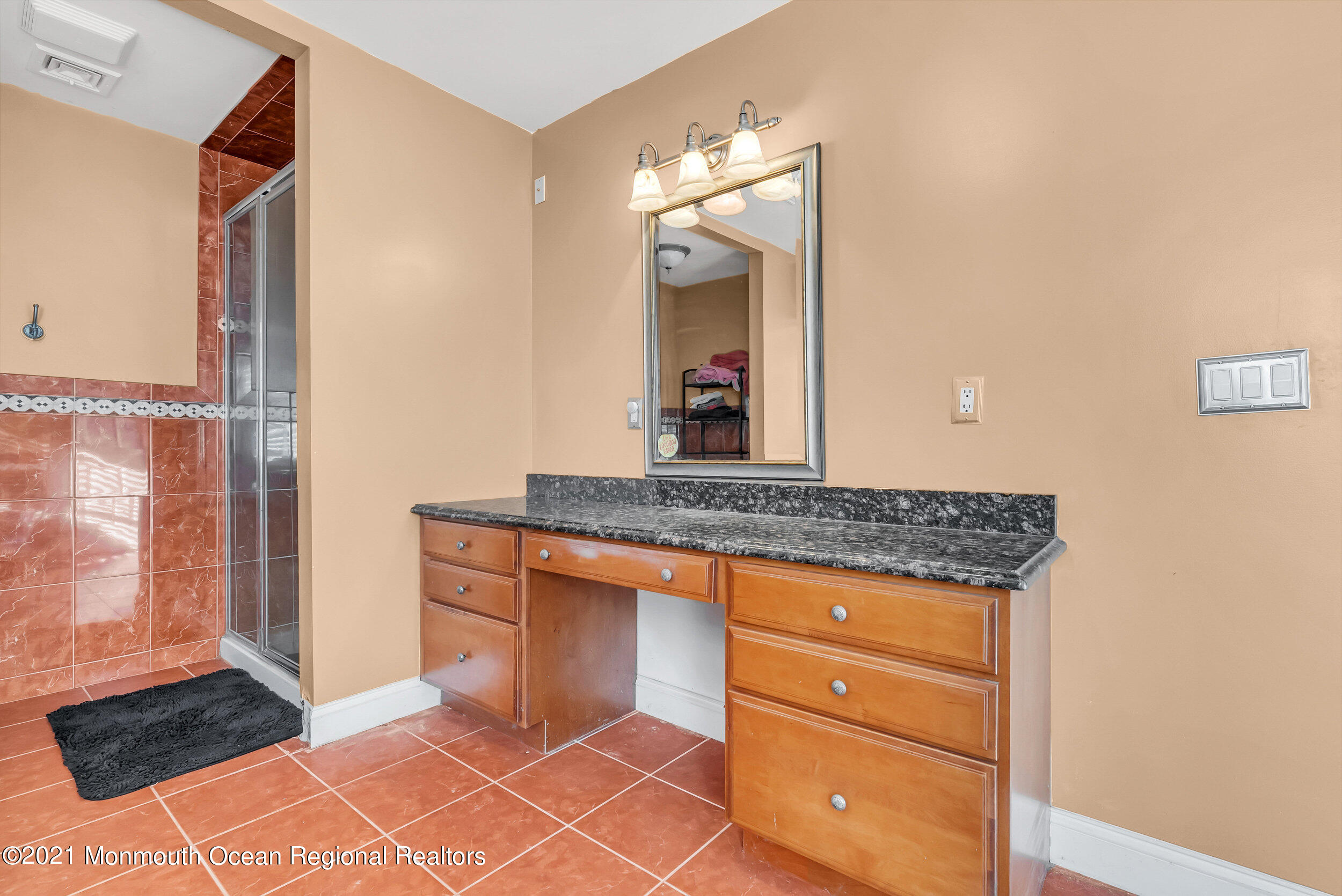 5 Chambers Road Cream Ridge, NJ 08514 - Photo 58 of 67 058_5_35
