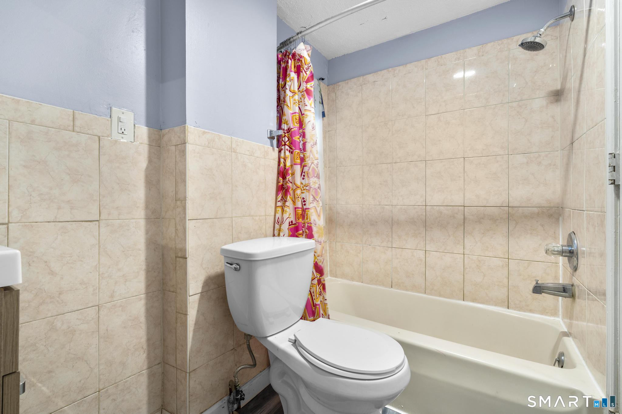 87 Amity Street, Unit 2S Hartford, CT 06106 - Photo 19 of 23