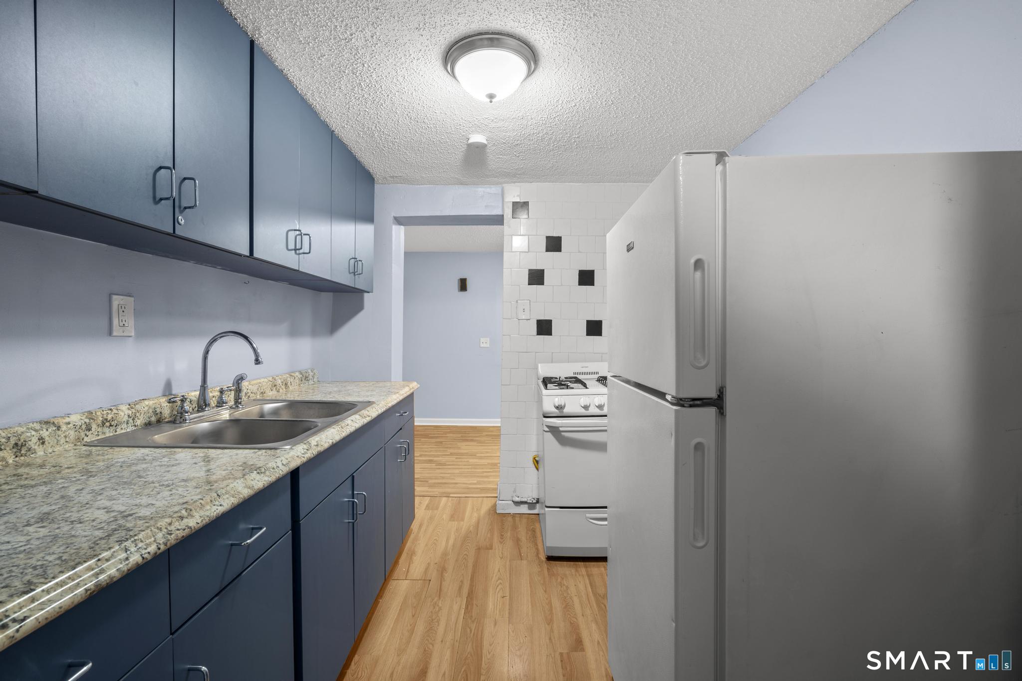 87 Amity Street, Unit 2S Hartford, CT 06106 - Photo 9 of 23