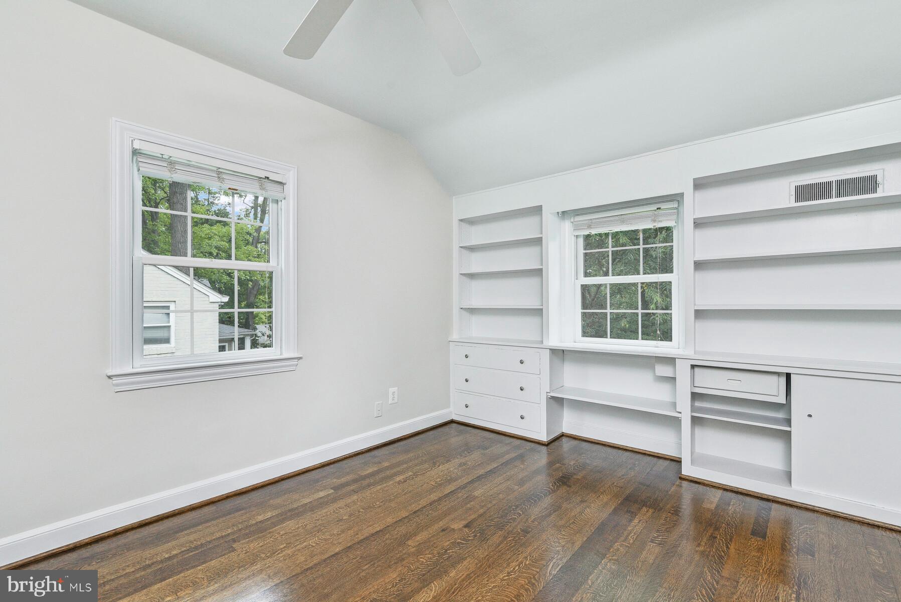5705 Harwick Road Bethesda, MD 20816 - Photo 38 of 56 Bedroom #2 with built-ins