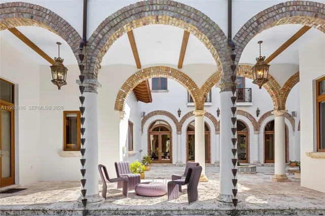 $28,000,000 | 221 Casuarina Concourse, Coral Gables, FL 33143