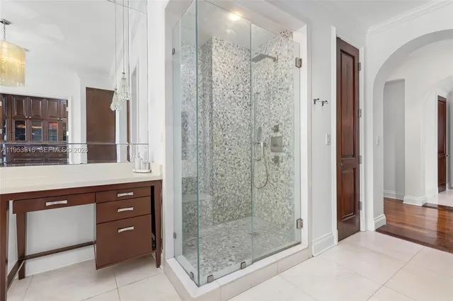 $28,000,000 | 221 Casuarina Concourse, Coral Gables, FL 33143