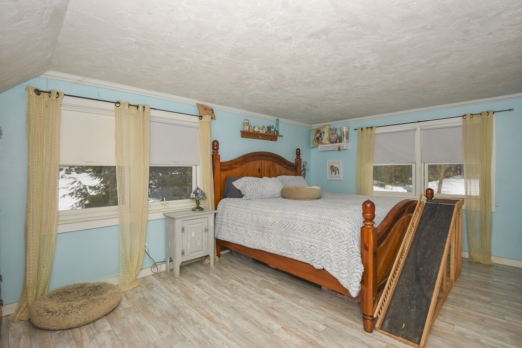 39 Allen Road Sturbridge, MA 01566 - Photo 11 of 22