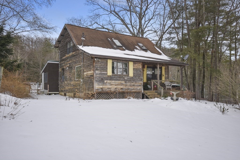 39 Allen Road Sturbridge, MA 01566 - Photo 16 of 22