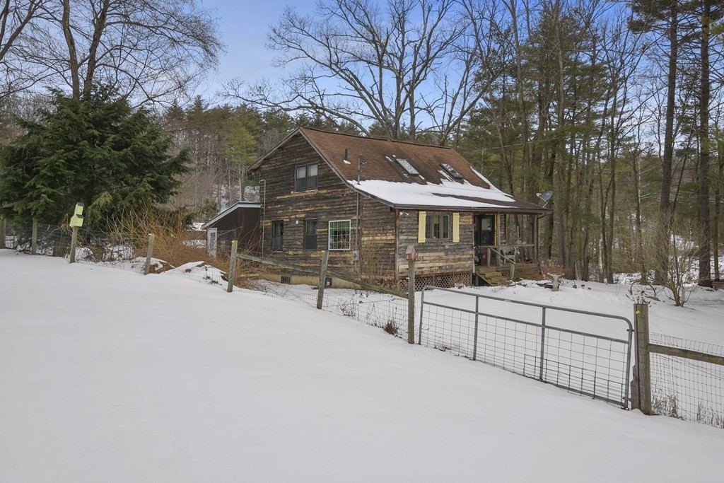 39 Allen Road Sturbridge, MA 01566 - Photo 17 of 22