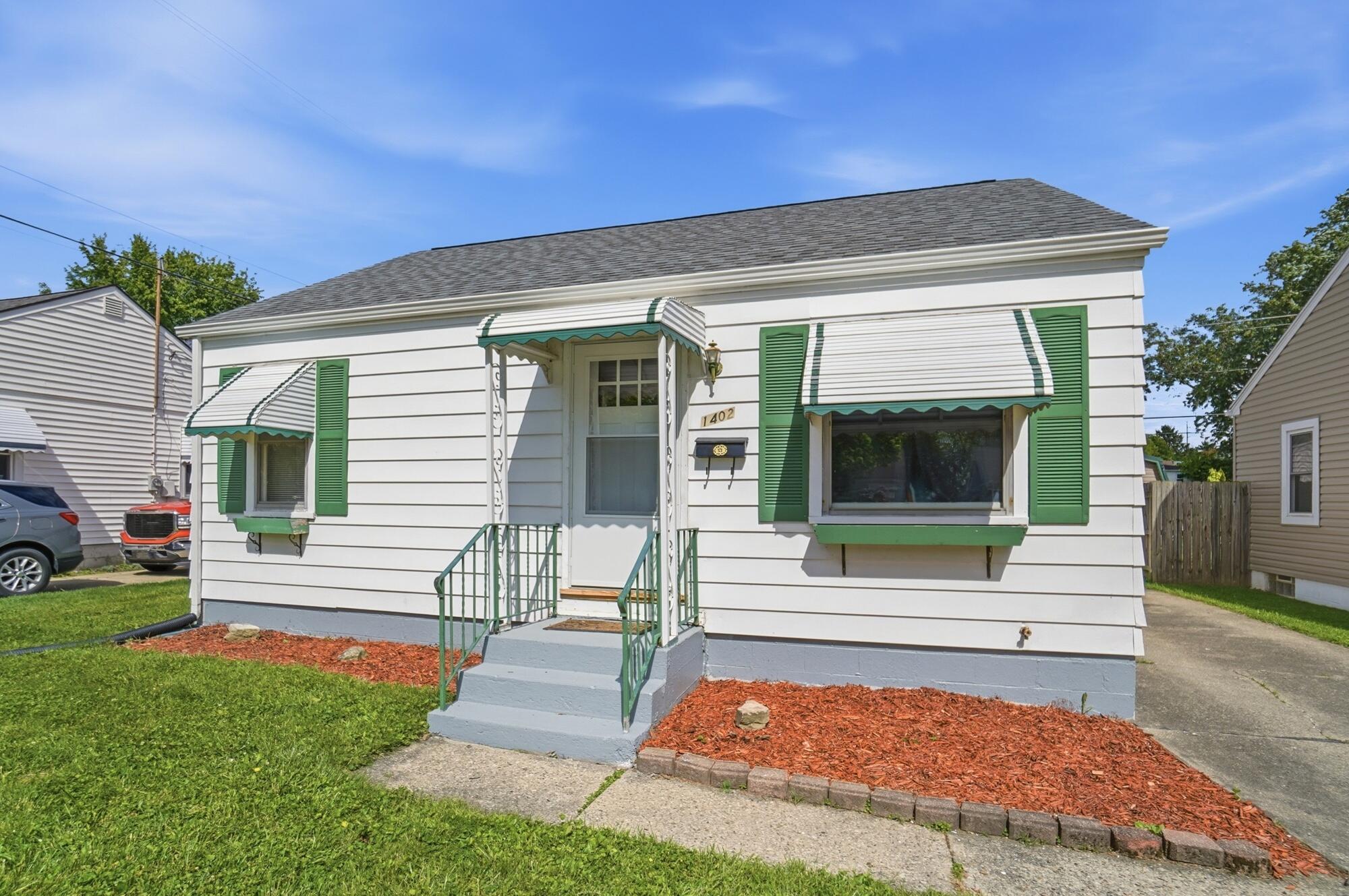 1402 Malden Avenue Springfield, OH 45504 - Photo 1 of 18
