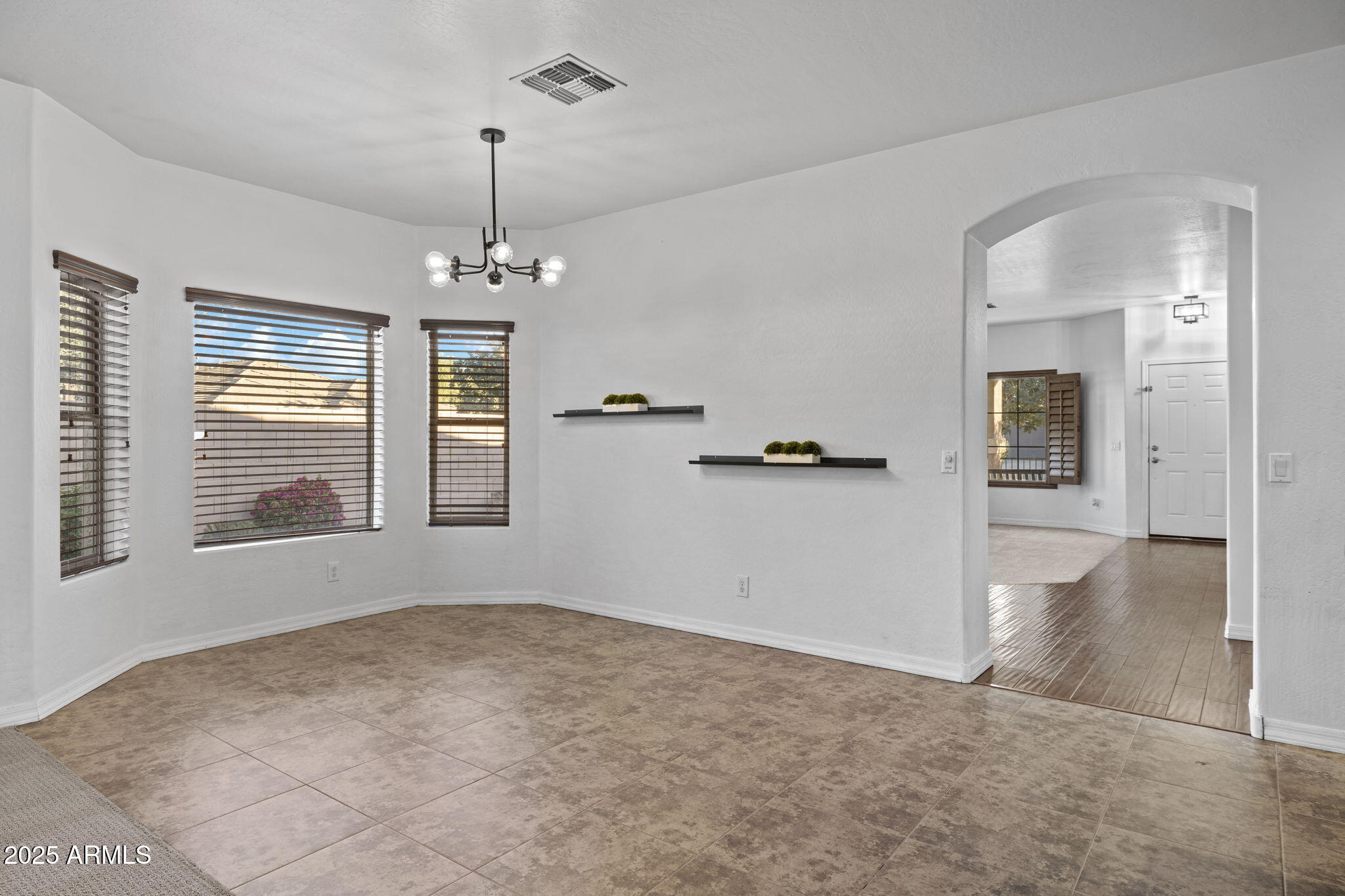 4186 East Blue Sage Road Gilbert, AZ 85297 - Photo 22 of 77 4186 E Blue Sage Rd Gilbert - 259