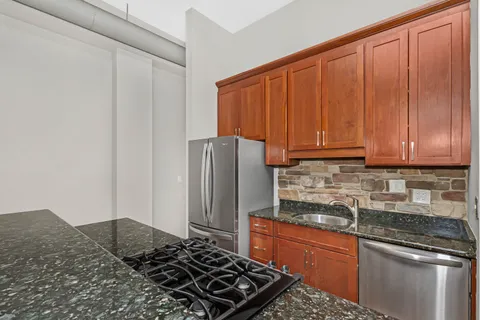 1760 West Wrightwood Avenue, Unit 113, Chicago, IL 60614