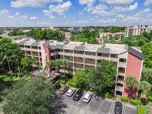 2236 North Cypress Bend Drive, Unit 311 Pompano Beach, FL 33069 - Photo 54 of 56 20251022231900534458000000