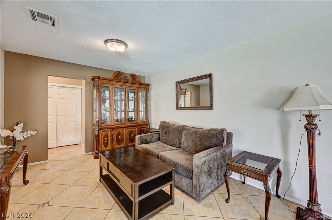 1484 Flintrock Road Henderson, NV 89014 - Photo 14 of 49