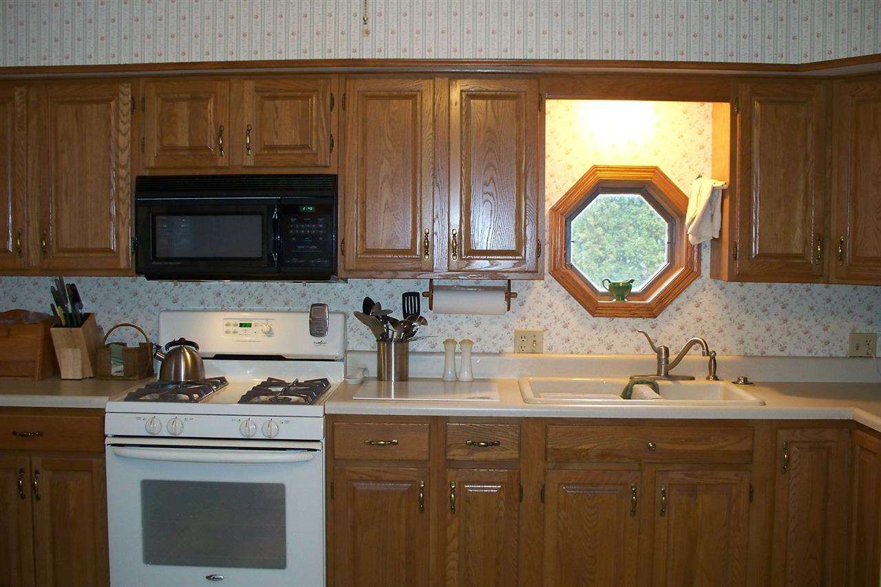 307 East Court Street Cambridge, IL 61238 - Photo 11 of 24