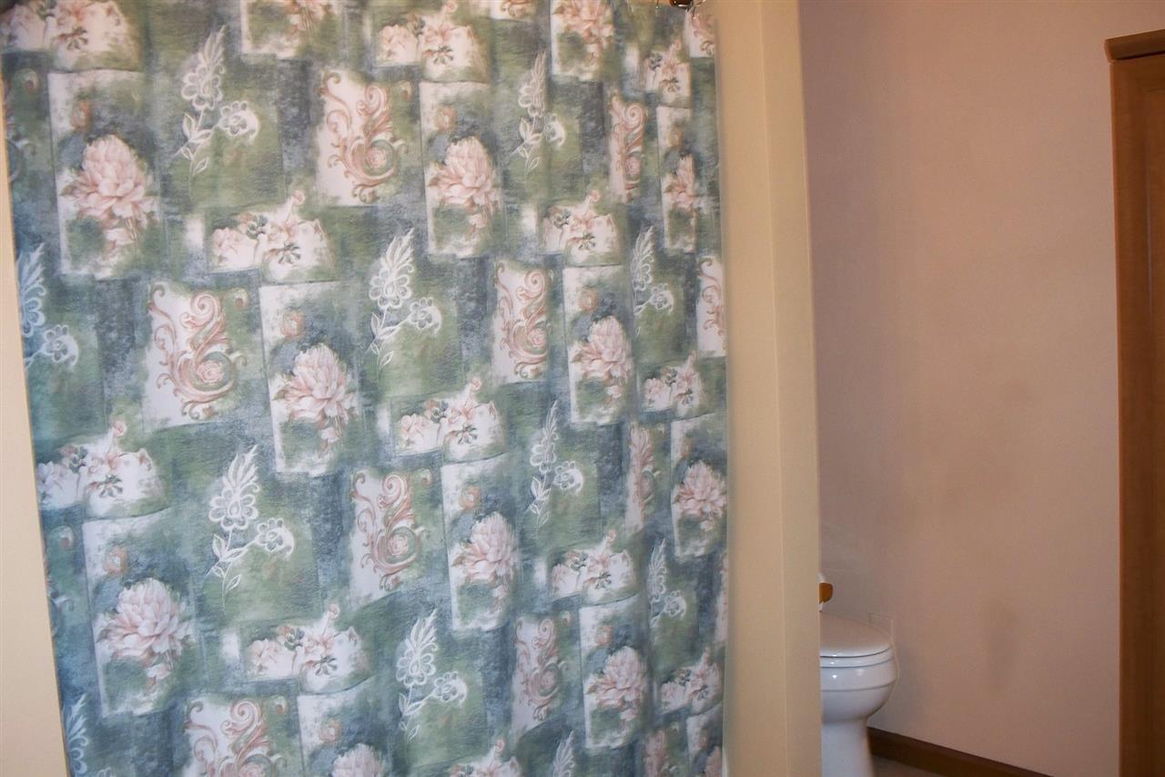 307 East Court Street Cambridge, IL 61238 - Photo 23 of 24