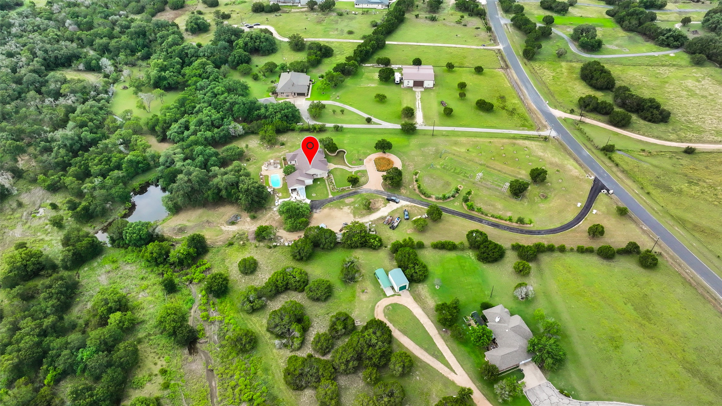 404 Mustang Way Georgetown, TX 78633 - Photo 36 of 40
