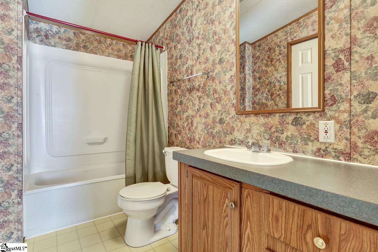 400 River Road Belton, SC 29627 - Photo 30 of 36