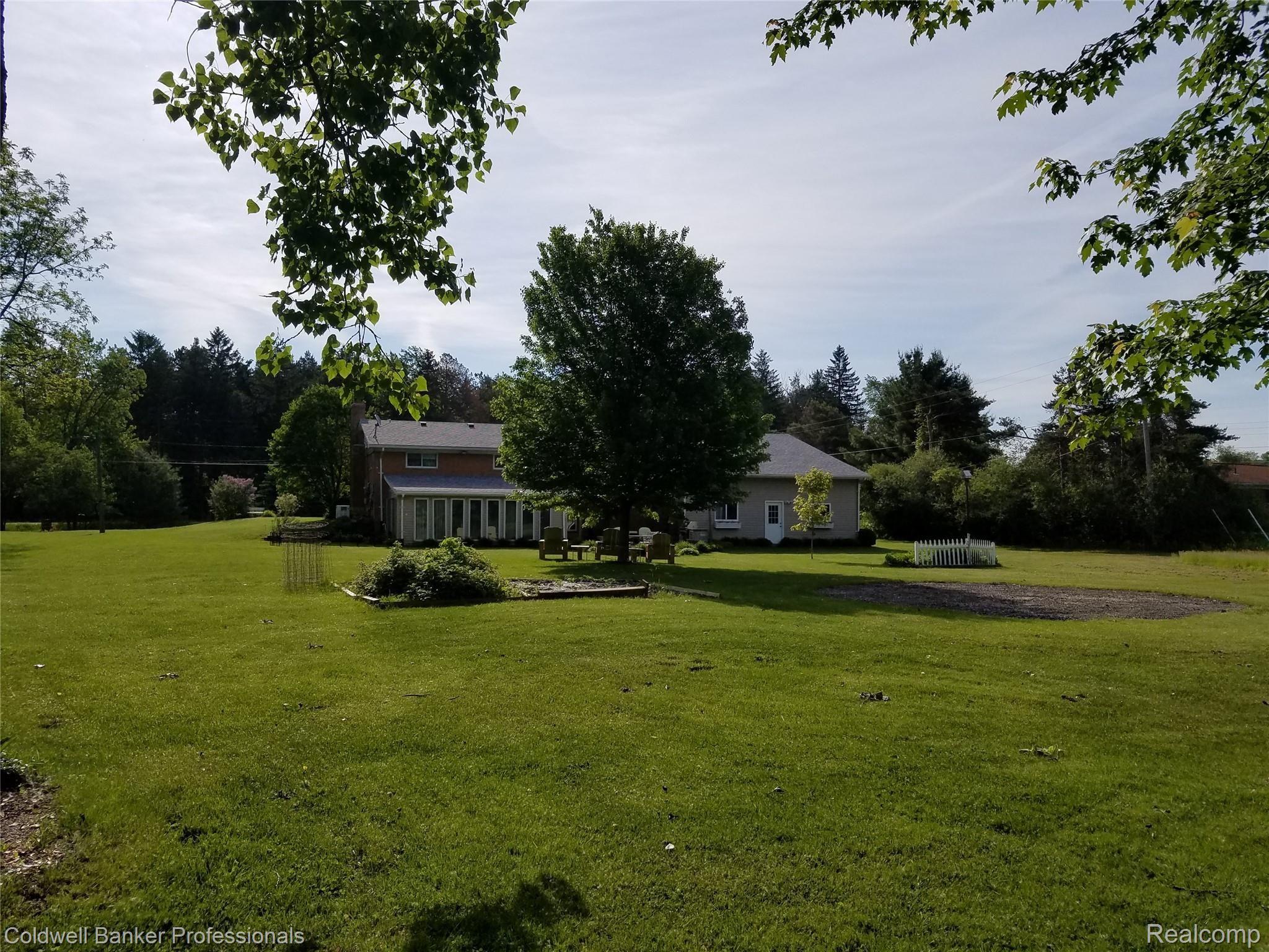 875 North Baldwin Road Oxford, MI 48371 - Photo 58 of 59 20190612_091558.jpg