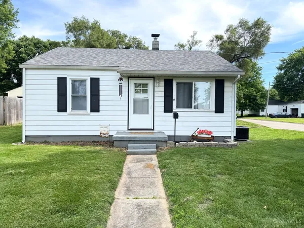 $179,900 | 201 Ohio Avenue, Trenton, OH 45067