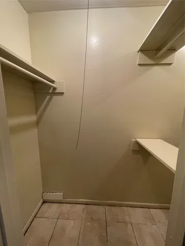 a view of utility room