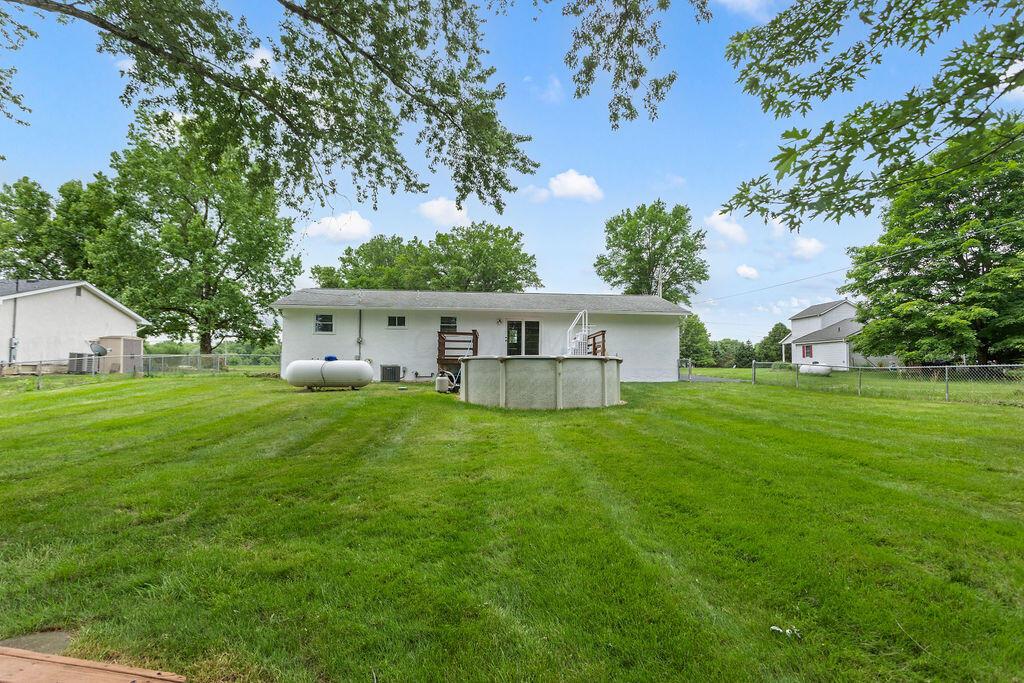 7610 Groveport Road Groveport, OH 43125 - Photo 24 of 25 7G5A0304
