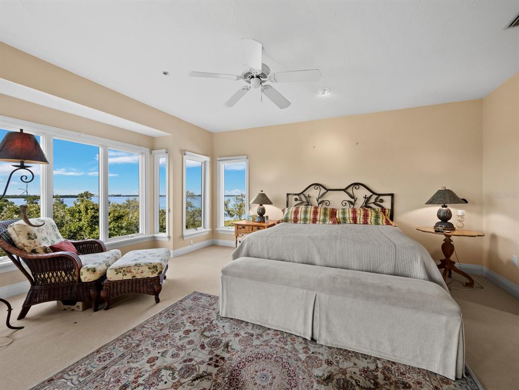 836 Evergreen Way Longboat Key, FL 34228 - Photo 26 of 49