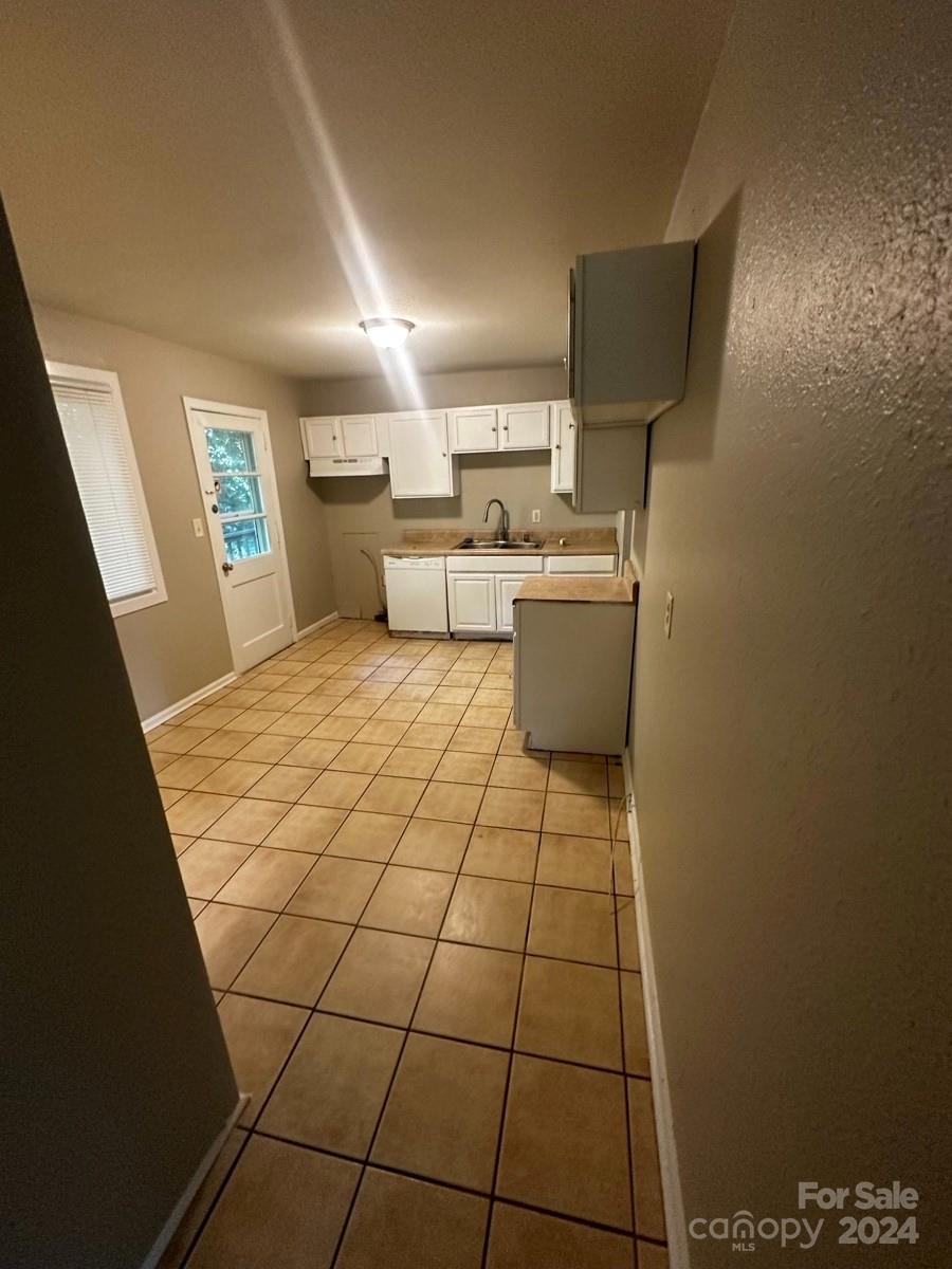 2520 Thornton Road Charlotte, NC 28208 - Photo 4 of 8