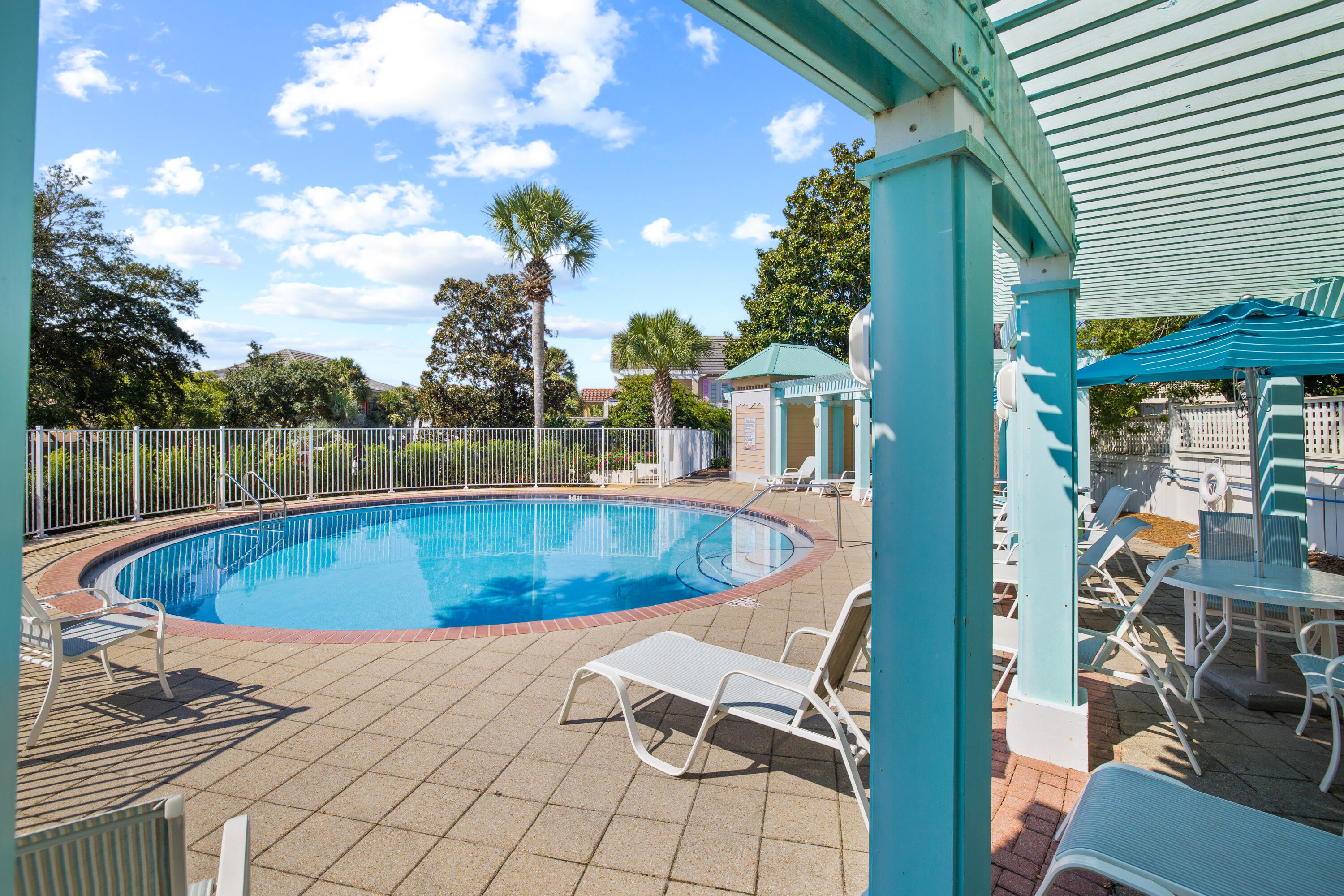 284 Rue Martine Miramar Beach, FL 32550 - Photo 65 of 68 284RueMartine_ARRAY-85