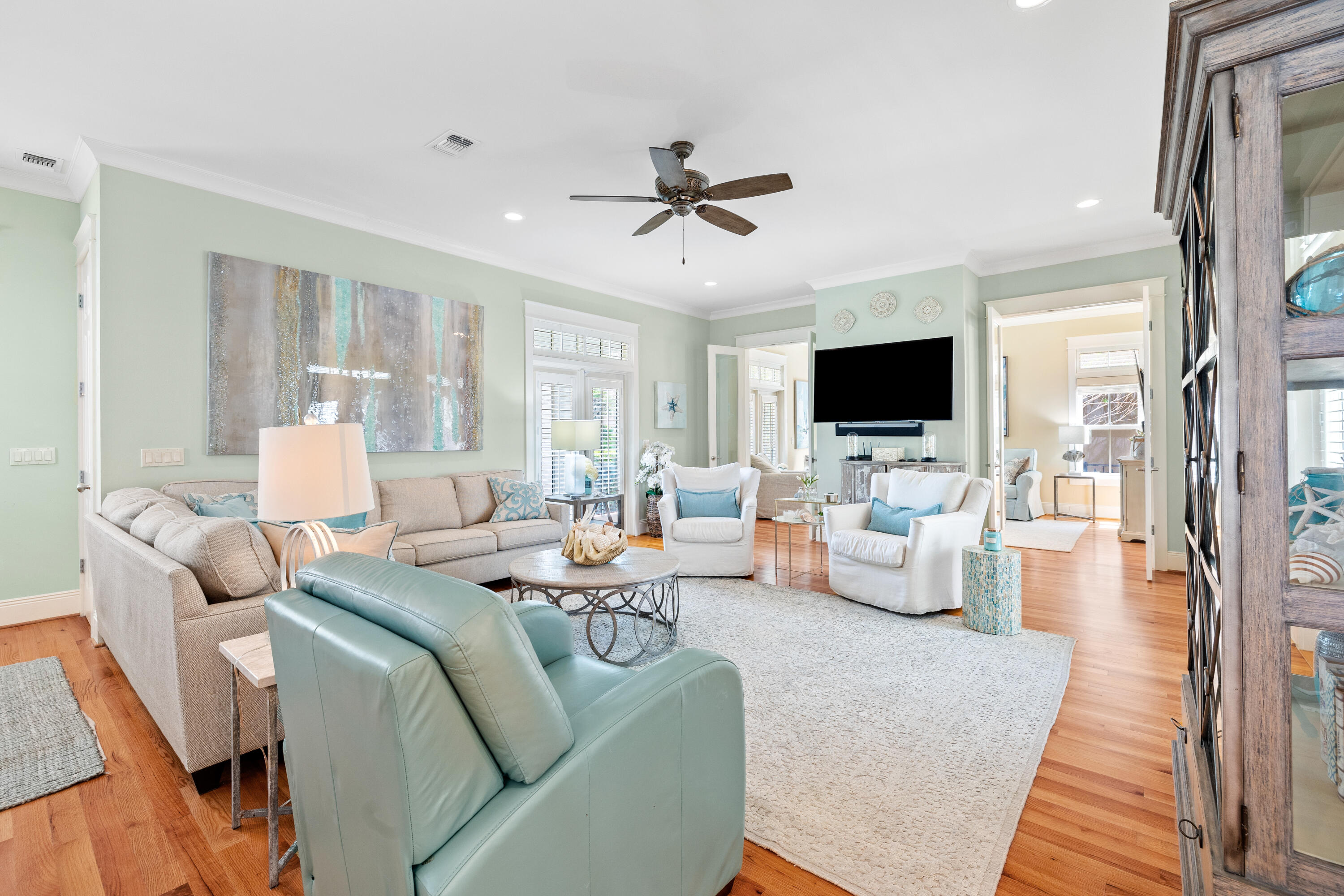 284 Rue Martine Miramar Beach, FL 32550 - Photo 10 of 68 284RueMartine_ARRAY-31