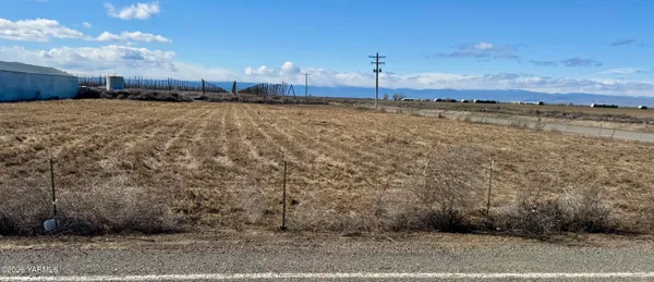 $720,000 | 3920 South Olden Way, Toppenish, WA 98948