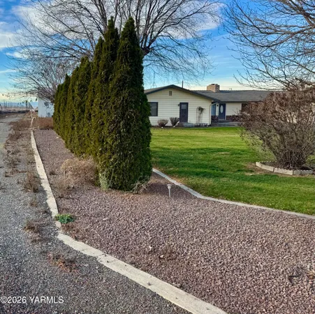 $720,000 | 3920 South Olden Way, Toppenish, WA 98948
