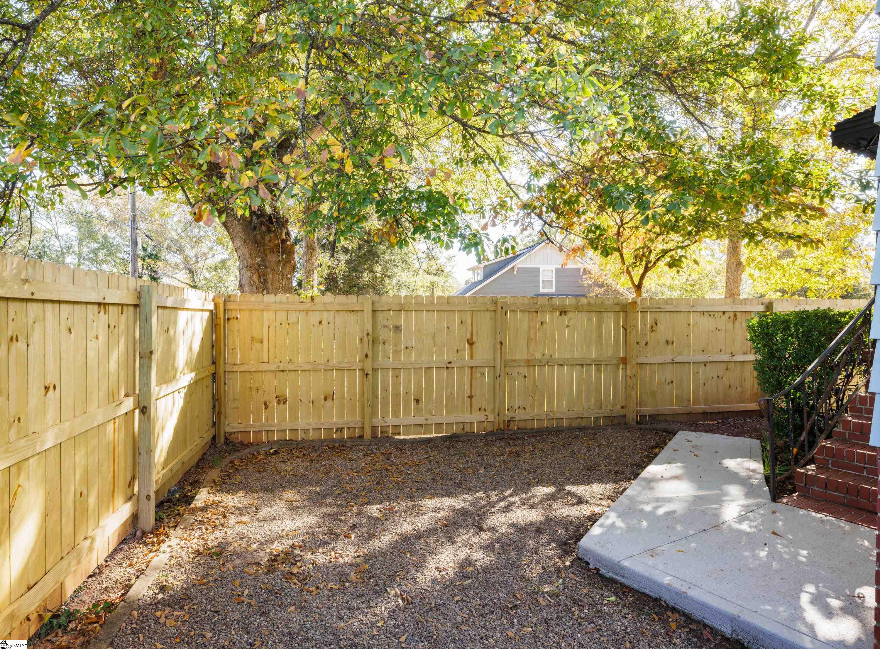 321 Ackley Road Greenville, SC 29607 - Photo 23 of 38