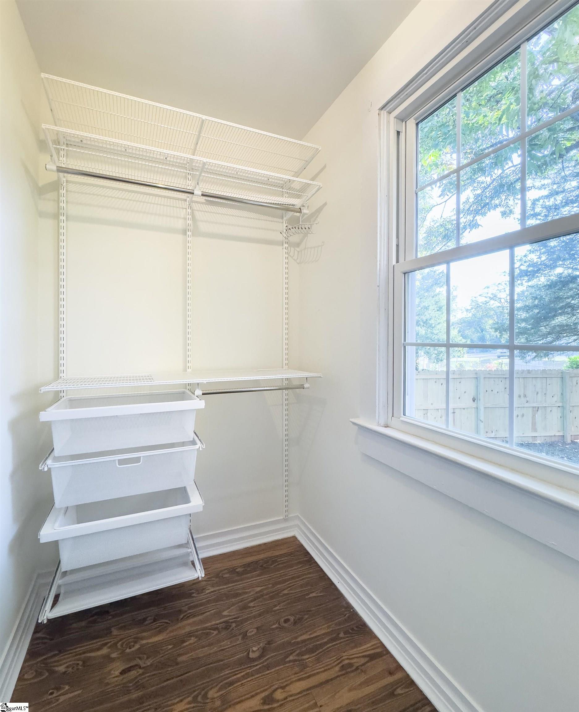 321 Ackley Road Greenville, SC 29607 - Photo 30 of 38