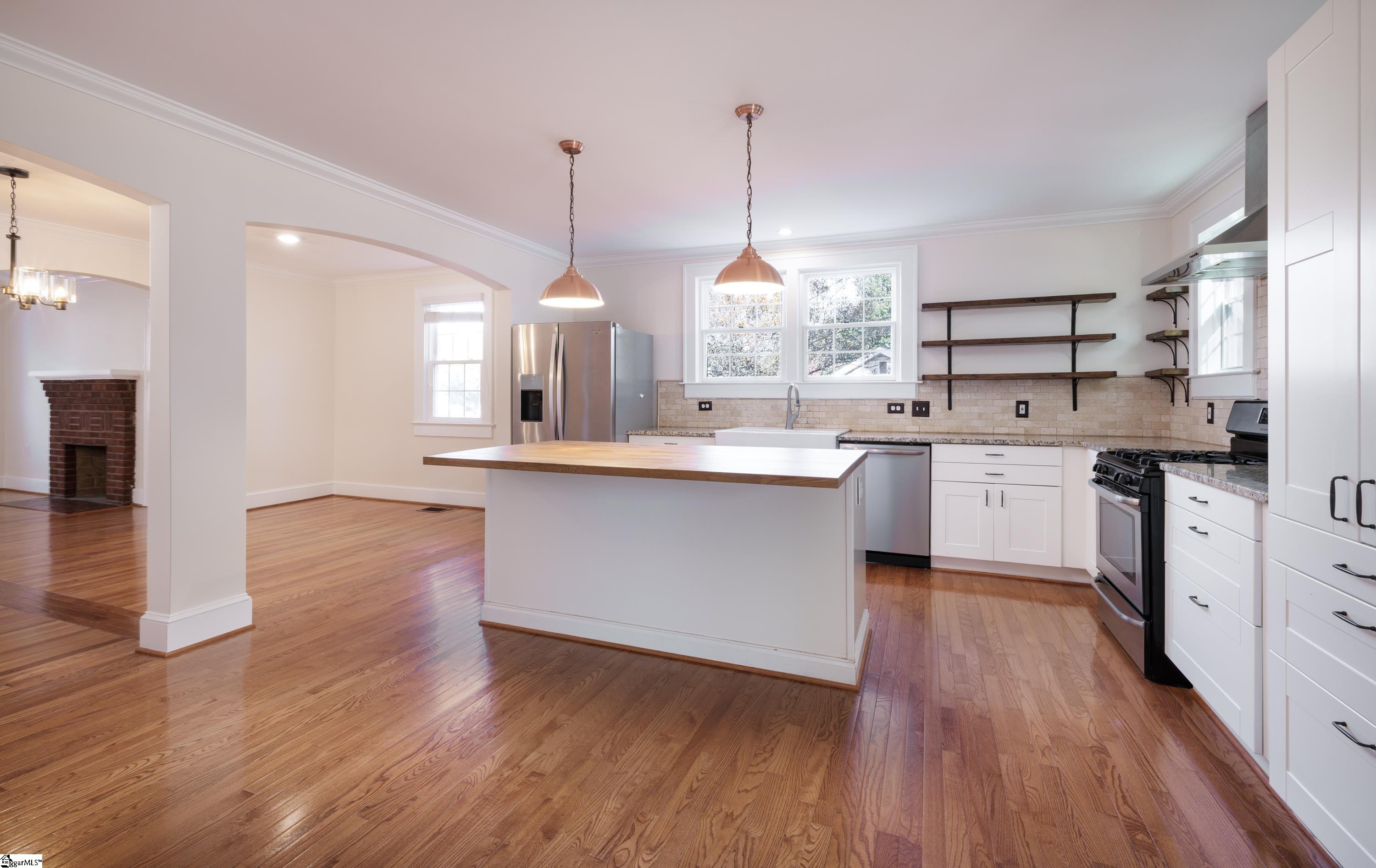 321 Ackley Road Greenville, SC 29607 - Photo 37 of 38