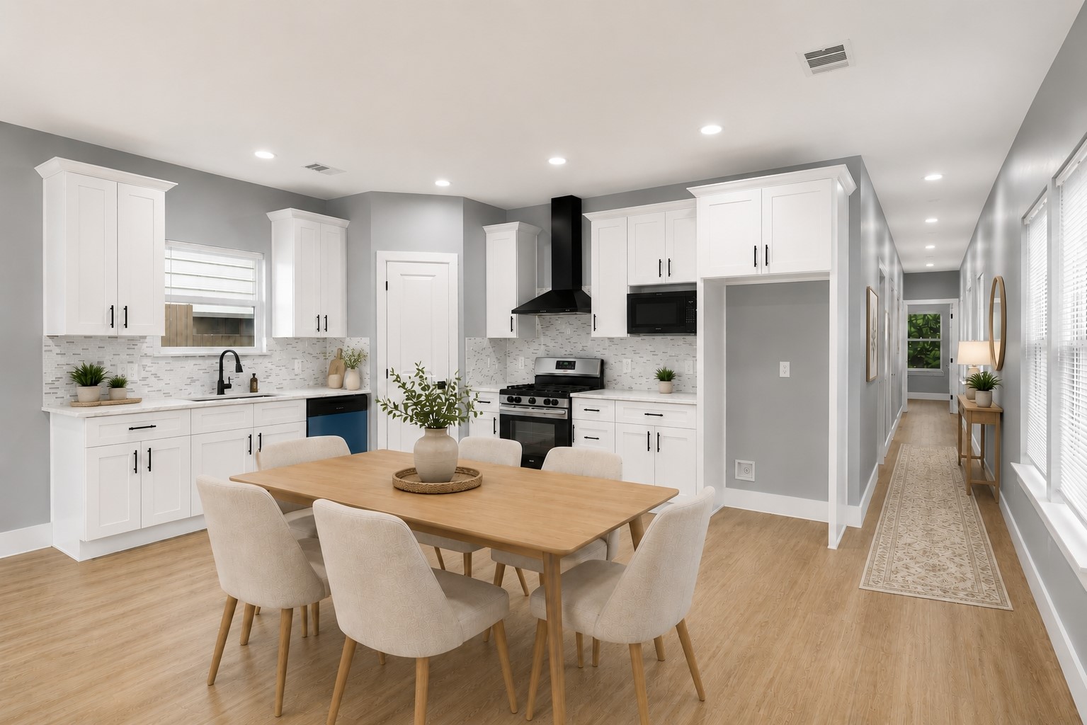8403 Caddo Road Houston, TX 77078 - Photo 4 of 27 Gallery Image 4