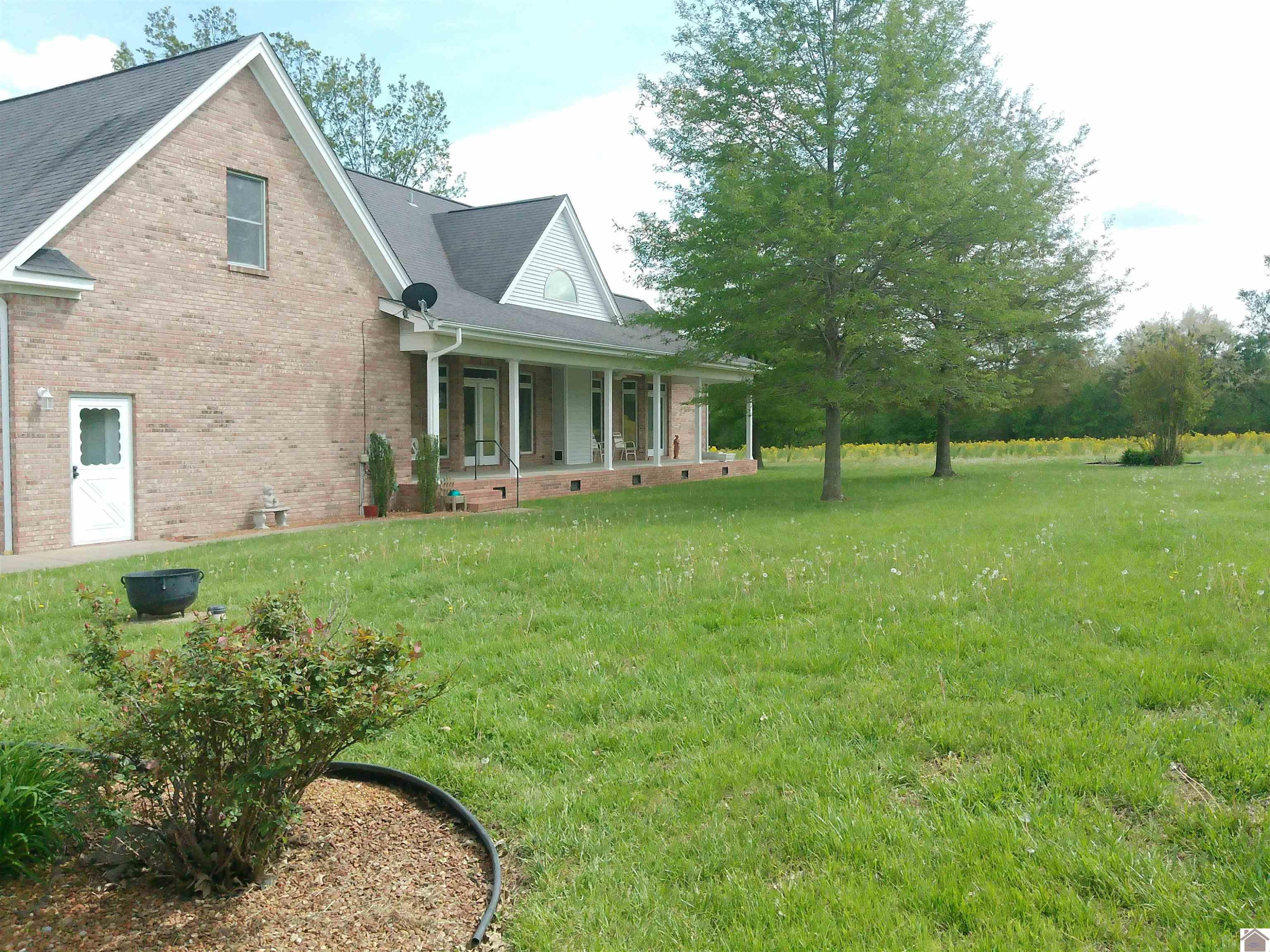 2727 Hines Road Paducah, KY 42001 - Photo 5 of 50 Photo 5