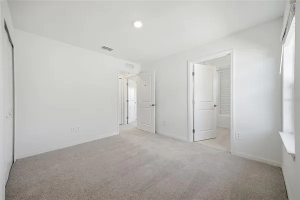 $2,500 | 10848 Fanning Spgs Lane, New Port Richey, FL 34655