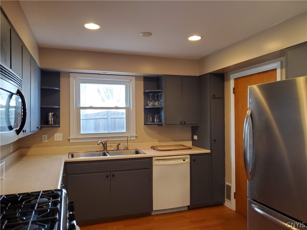 6 South Lower Woods Road Utica, NY 13501 - Photo 15 of 31 Gallery Image 15
