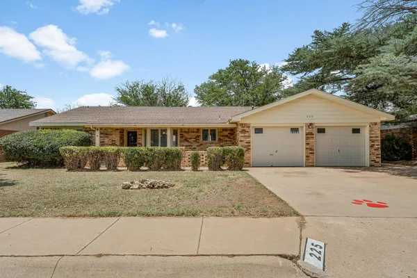 $265,000 | 225 North Terry Drive, Slaton, TX 79364