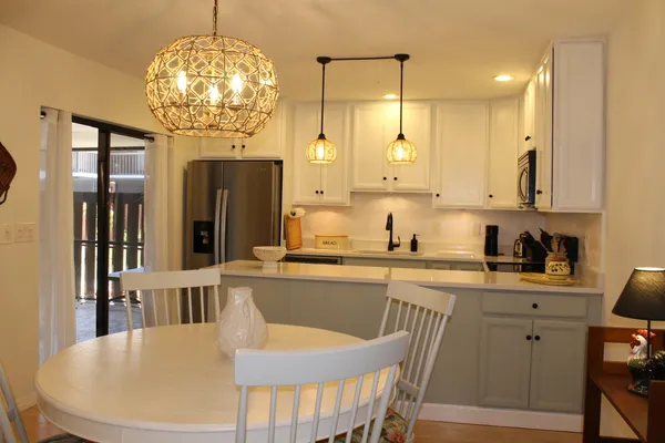 $2,900 | 301 Southeast Castle Court, Port St. Lucie, FL 34952