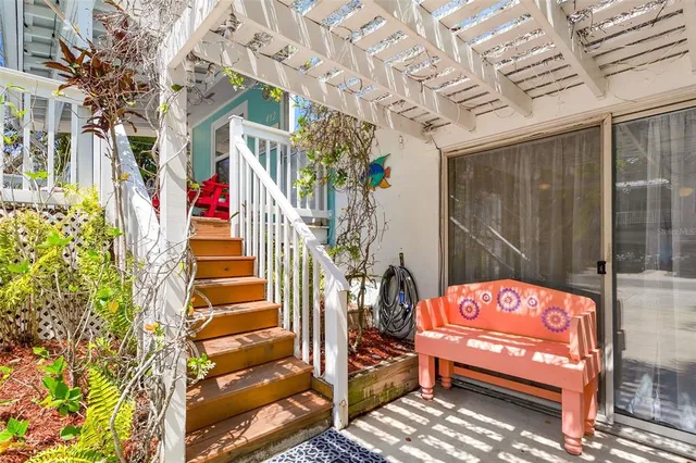 $775,000 | 412 80th Street, Holmes Beach, FL 34217