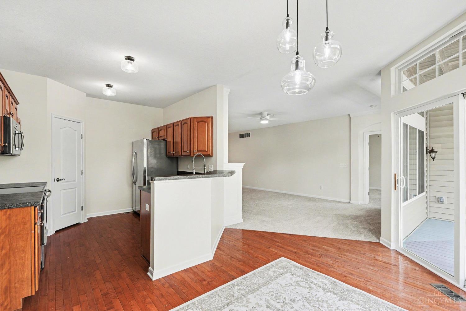 8058 Bridge Point Drive Cincinnati, OH 45248 - Photo 6 of 27