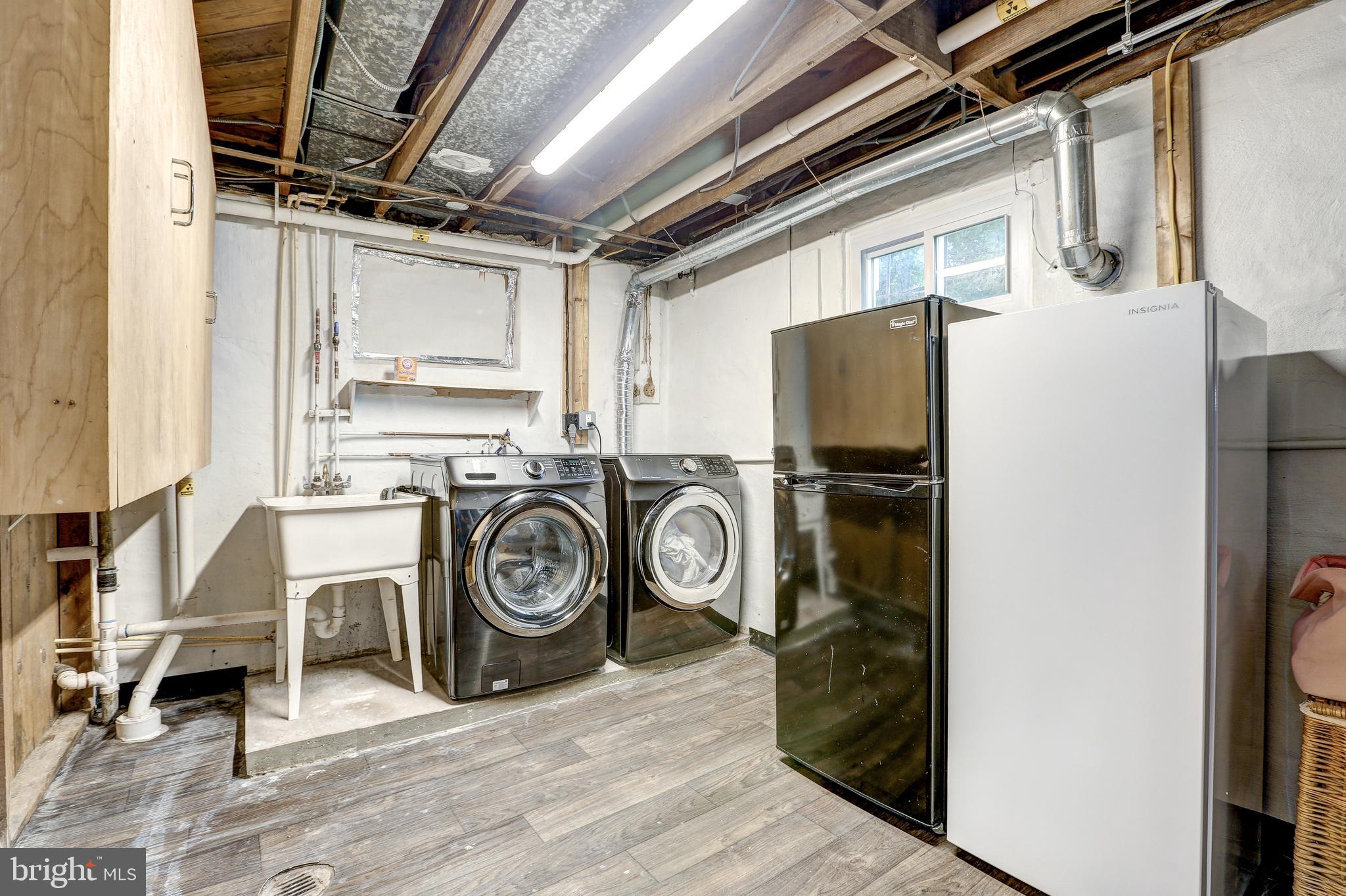1804 Republic Road Silver Spring, MD 20902 - Photo 20 of 25 Laundry