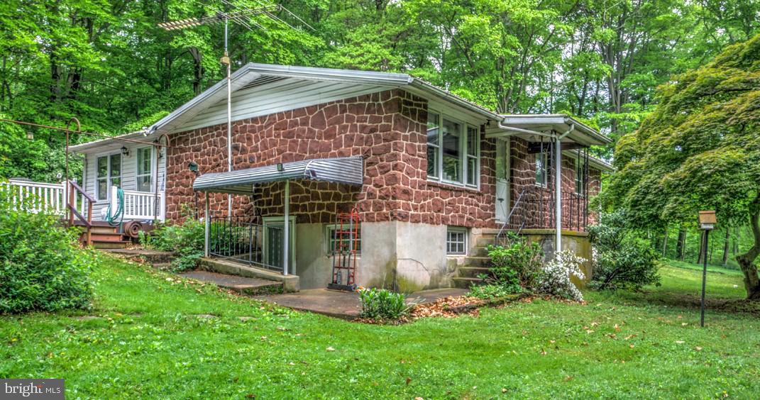 1203 Pieffer Hill Road Stevens, PA 17578 - Photo 2 of 11 Gallery Image 2